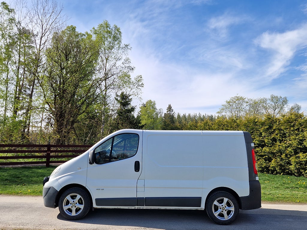 Nissan Primastar - Välskött skåpbil - 699kr/mån - Byte Förslag 