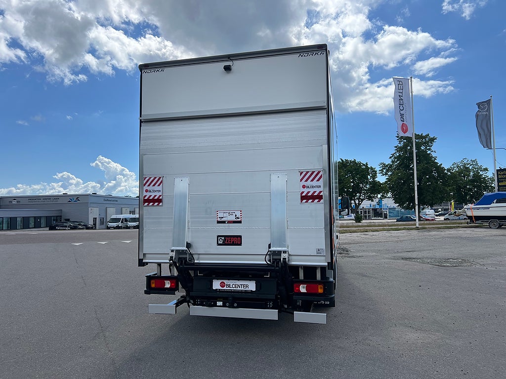 Iveco Daily 72C14E AirPro Skåpbil med Z-Lift, ELBIL