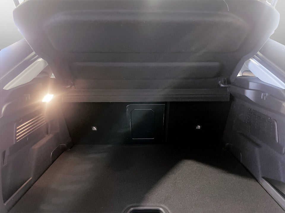 Bild på Citroën C4 Shine 1.2 PT 130hk Aut B-KAMERA CARPLAY