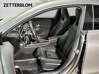 Sedan Mercedes-Benz CLA250 13 av 34