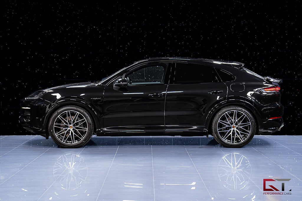 Porsche Cayenne E-Hyb Coupé Black Edition MOMS SportDesign 22" 18-vägs