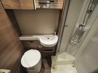 Husbil-övrigt Knaus Live Wave 700 MX 19 av 27