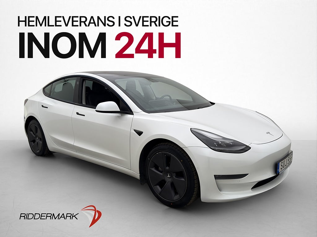 Tesla Model 3 Long Range AWD MOMS Svensksåld Panorama