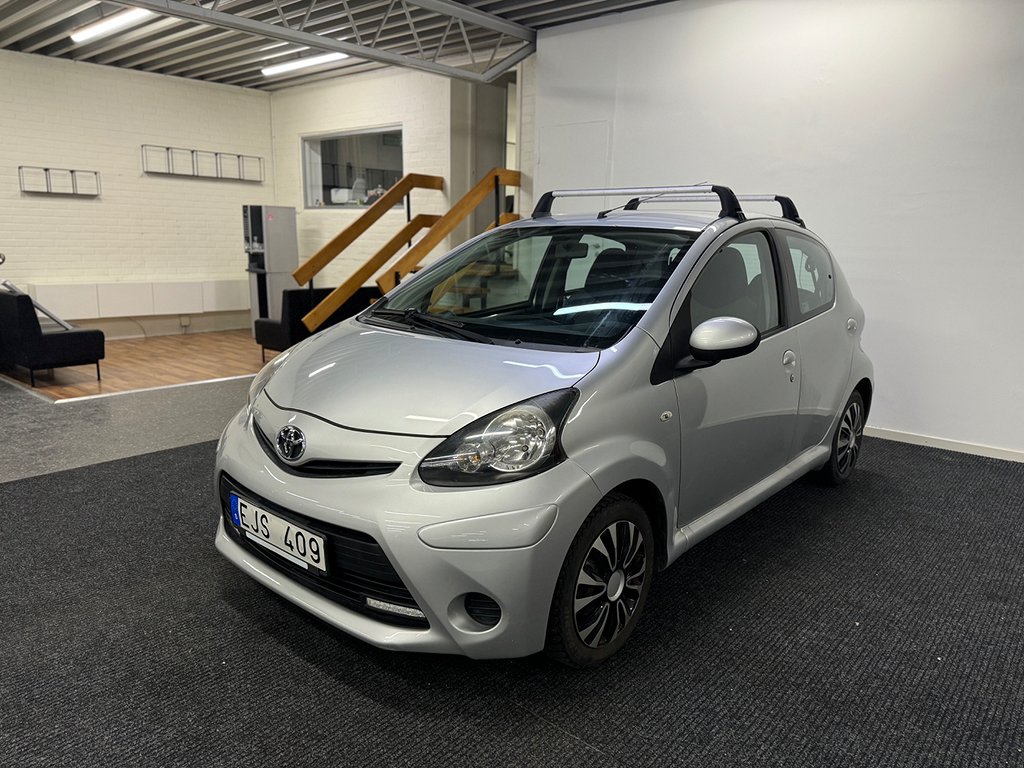 Toyota Aygo 5-dörrar 1.0 VVT-i Euro 5 Låga Mil