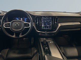 Volvo XC60 Recharge T8 AWD R-Design S&V-hjul/Carplay/MOMS/Pano