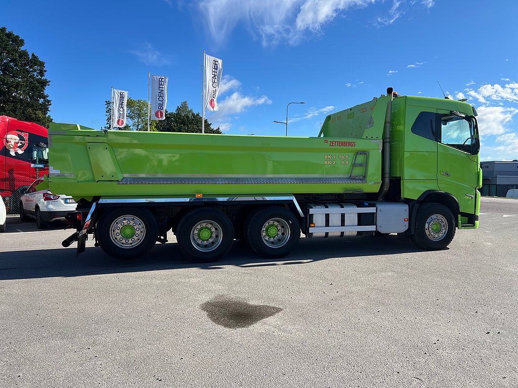 Volvo FH16 550 8x4*4 Tridem Tippbil I-See, Fullutrustad