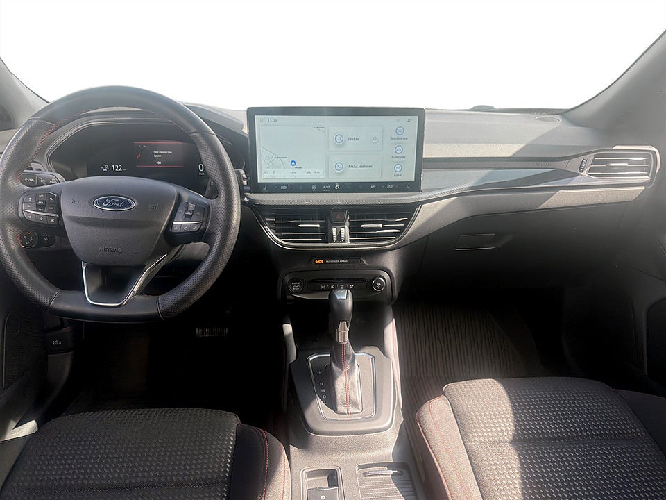 Bild på Ford Focus Business ST-Line Kombi 1.0 EcoBost 155hk Aut B-KAMERA