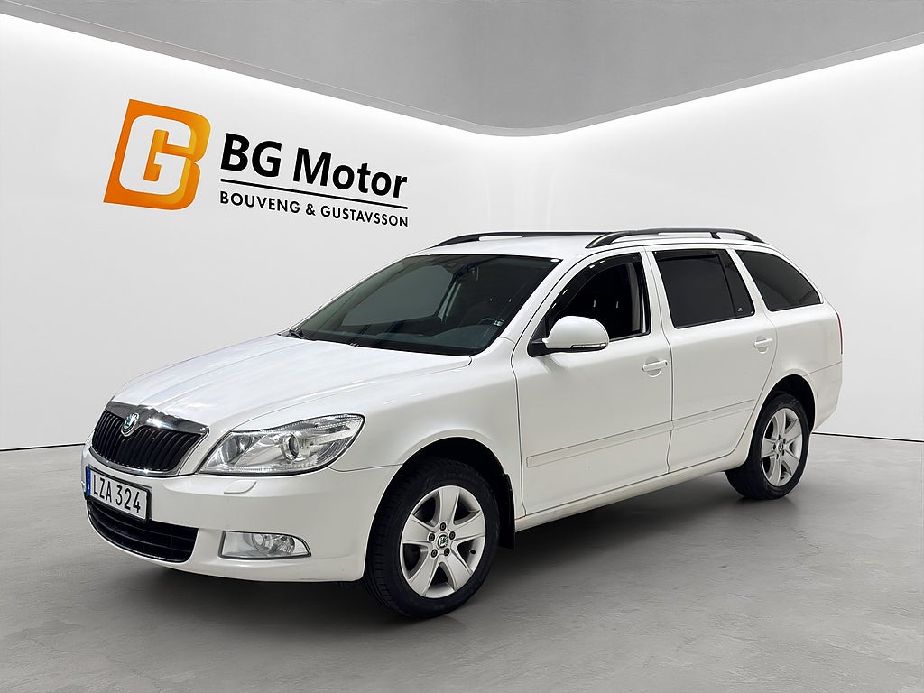 Skoda Octavia 2.0 TDI 140HK 4Motion Elegance Drag/Värmare/AUX