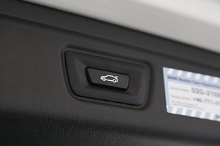 Kombi BMW 330e 29 av 29