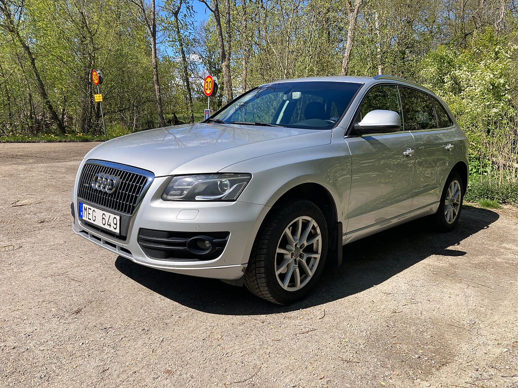 Audi Q5 2.0 TDI quattro S Tronic Design Euro 5