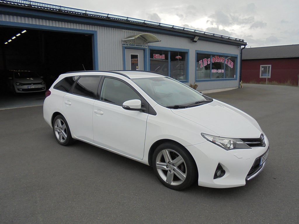 Toyota Auris Touring Sports 1.6 Valvematic Edition 50 Euro 5