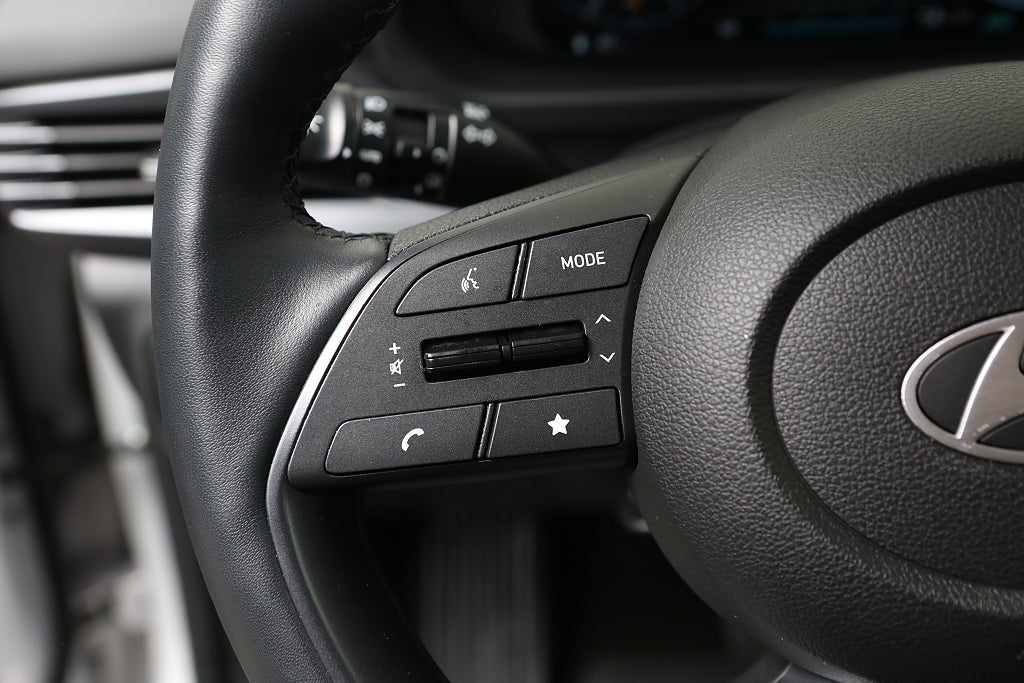 Hyundai i20 * 1,0T Mhev Aut Essential 100HK| Moms 2025