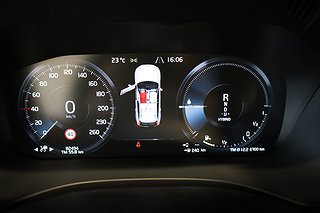 SUV Volvo XC60 20 av 27