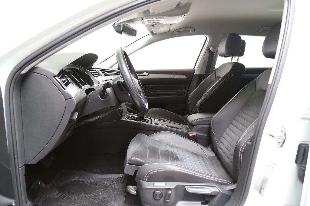Volkswagen Passat Sportscombi GTE Plug-in 218hk DSG Motorv Extraljusramp 2021