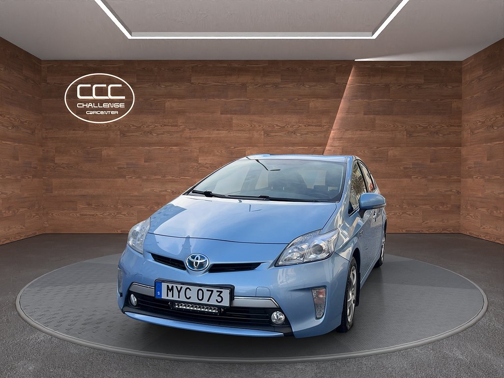 Toyota Prius Plug-in Hybrid 1.8 VVT-i + 3JM Plug-in CVT Euro 5