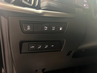 SUV Mazda CX-60 15 av 26