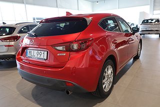 Halvkombi Mazda 3 5 av 17