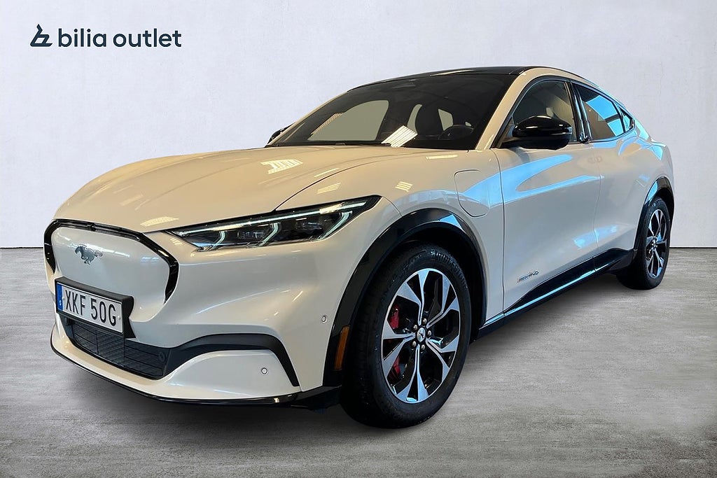 Ford Mustang Mach-E Standard Range AWD 269hk Teknikpkt+ / 360°kam B&O Pano