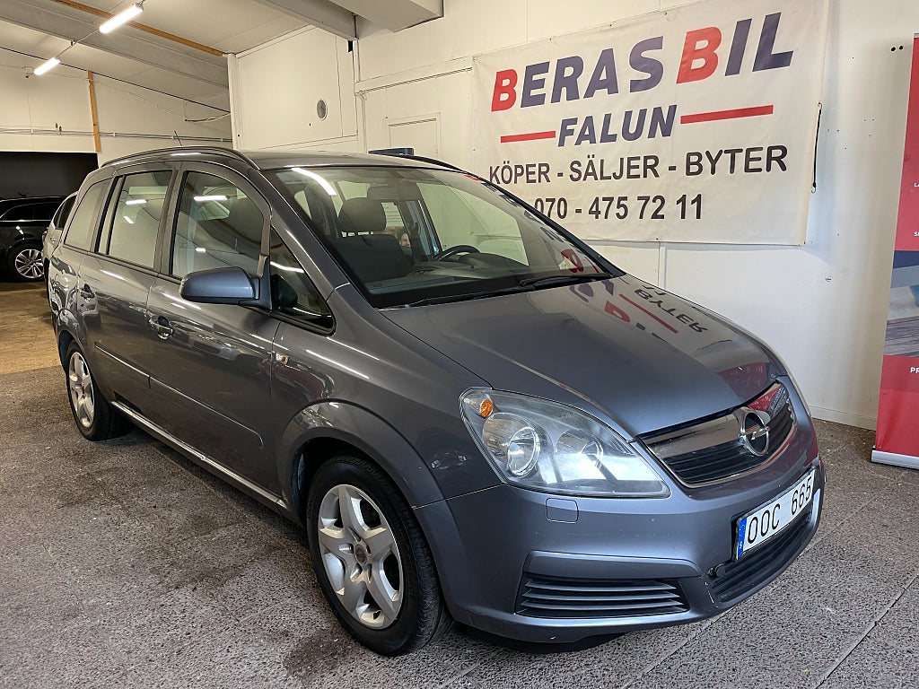 Opel Zafira 1.8/7 Sits/Ny Besiktad/Dragkrok/AUX/