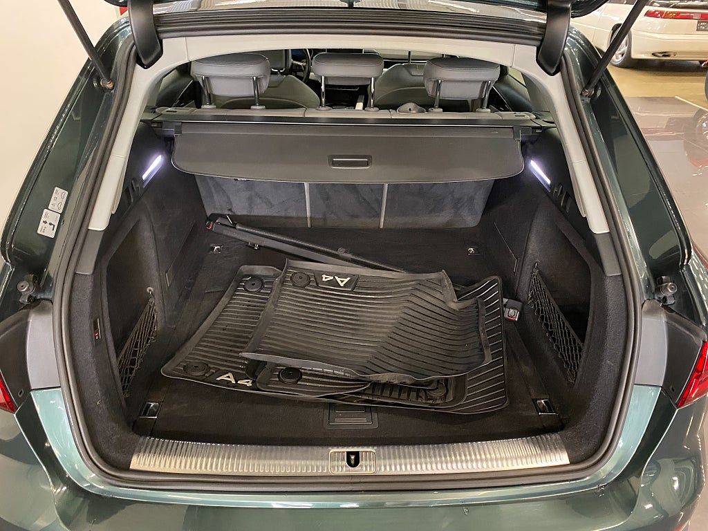Audi A4 allroad 2017 - miniatyr 7