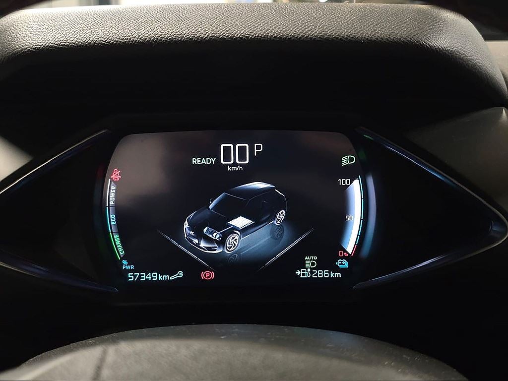 Bild på DS 3 Crossback Performance line E-TENSE 136hk Aut - CARPLAY