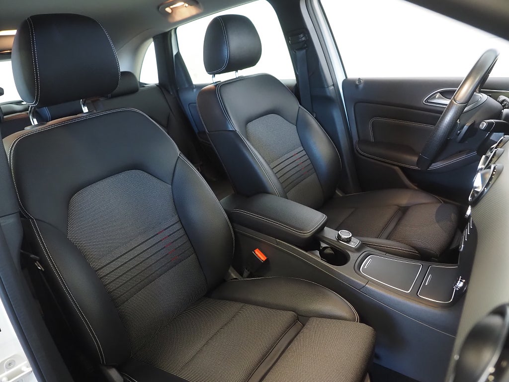 Mercedes-Benz B 180 d 7G-DCT Urban Låga mil! 2016