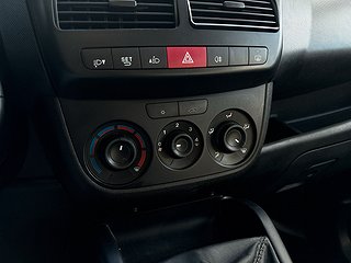 Opel Combo Van 2.4t 1.6 CDTI Takräcken/Dragkrok