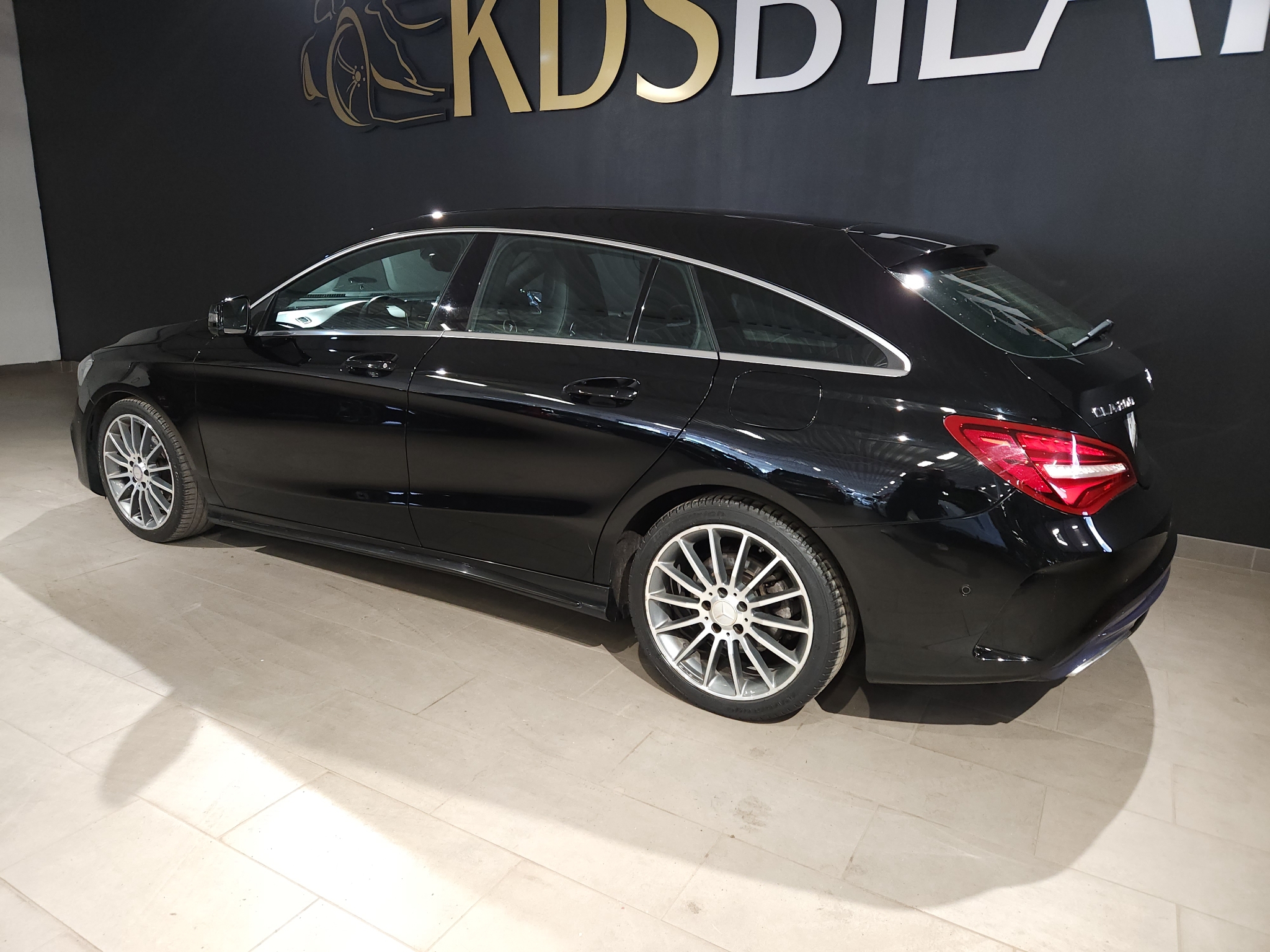 Mercedes-Benz CLA 2018, bild 3/32