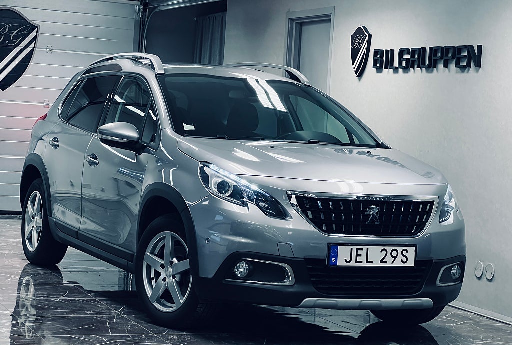 Peugeot 2008 1.2 PureTech|Automat|Värmare|Backkamera|Lågmil|Nybesikt
