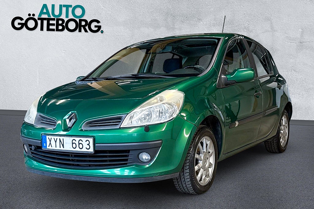 Renault Clio Halvkombi 1.4 Pano Kamrem bytt Nyservad