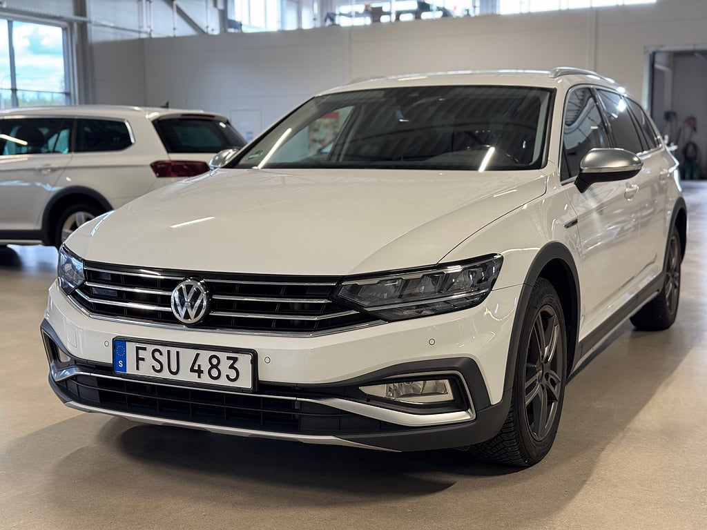 Volkswagen Passat Alltrack 2.0 TDI AUT DRAG VÄRMARE V-HJUL