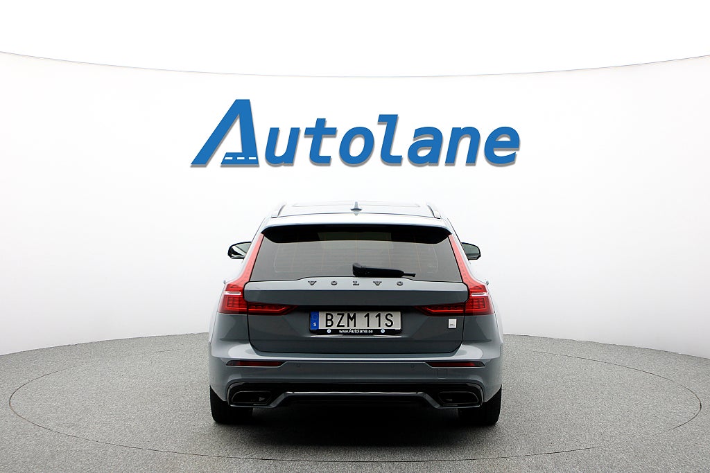 Volvo V60 Recharge T8 Polestar Engineered AWD B&W,Pano,Drag,HUD