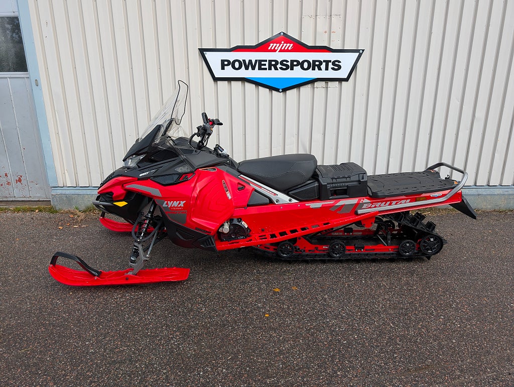 Lynx Xterrain Brutal 850 E-tec Moms! 