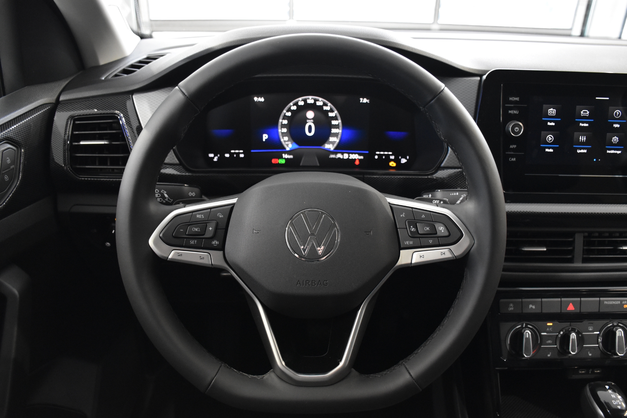 Volkswagen T-Cross HÖST 2026, bild 7/10