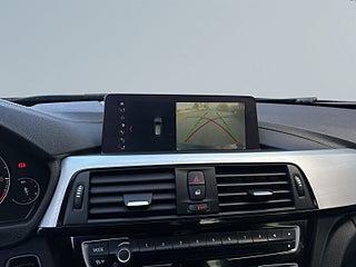 BMW 320D xDrive M Sport SoV-Däck/Drag/Rattvärm/Navi/Kamera/Psens – bild 15