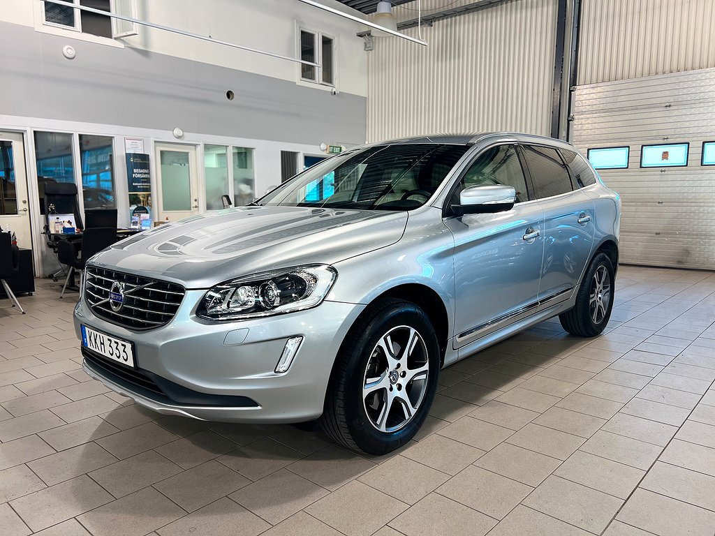 Volvo XC60 D5 AWD Aut. Summum Polestar 215 hk Lågmil ! 1 äg.