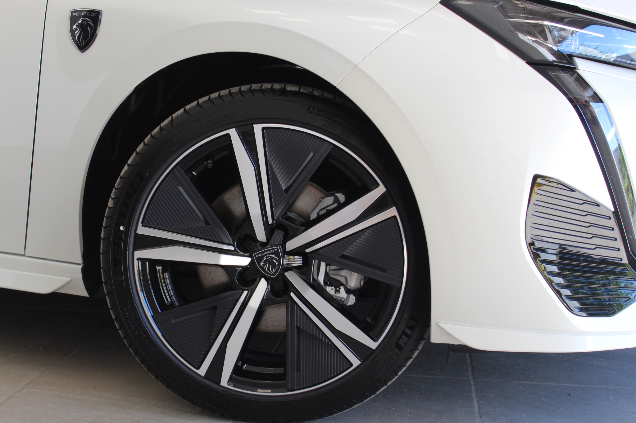 Peugeot 308 2022, kuva 2/46