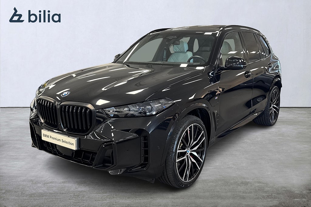 BMW X5 xDrive 50e M-Sport Pro | Komfortstolar| Panorama | 22"