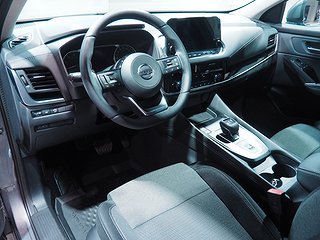SUV Nissan Qashqai 10 av 25