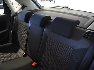 Halvkombi Volkswagen Polo 15 av 18