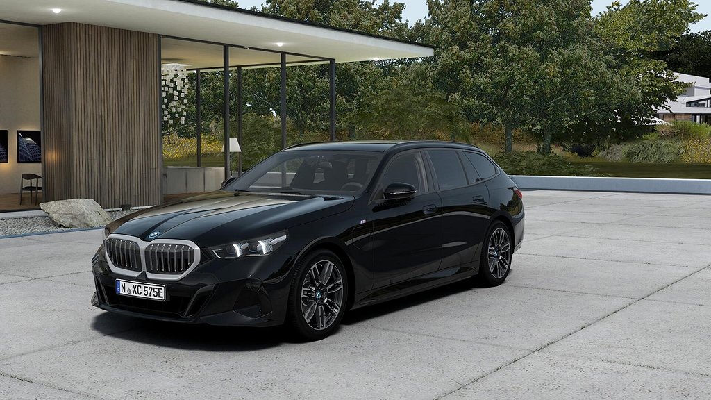 BMW 530e 5-serie xDrive Touring M Sport Active Launch Edition Drag