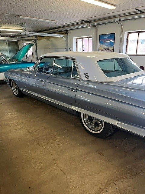 Cadillac Fleetwood Sixty Special 6.4 V8 OHV Hydra-Matic