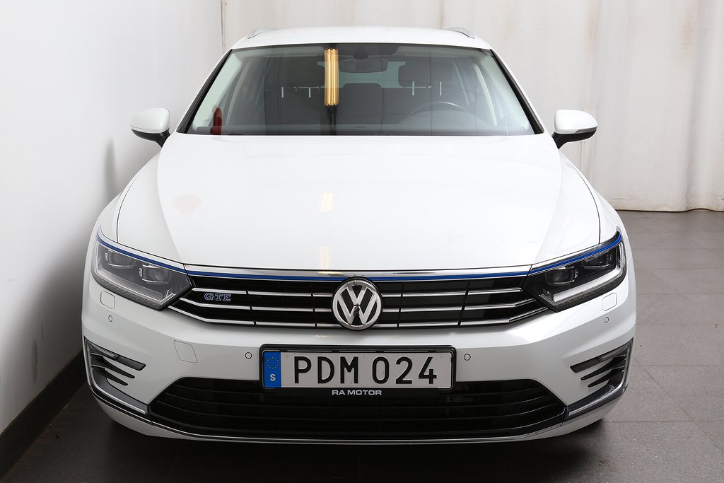 Volkswagen Passat Variant GTE 1,4 TSI 218hk DSG Värmare Drag 2017