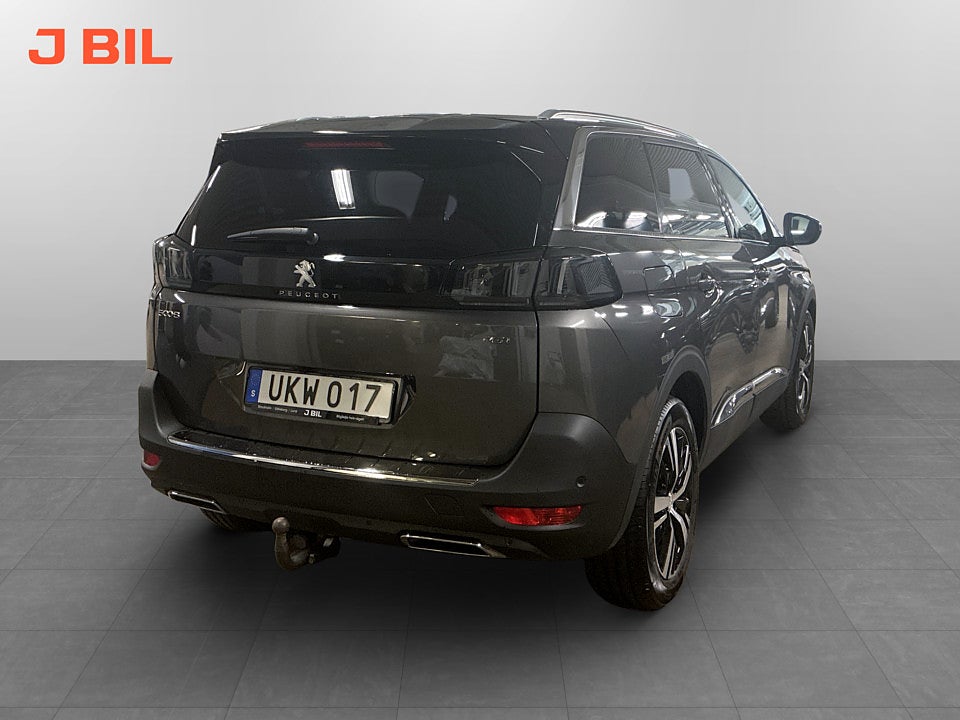 Bild på Peugeot 5008 GT 1.2 PT 130hk Aut 7-SITS B-KAMERA CARPLAY