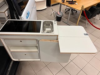 Husbil-övrigt Mercedes-Benz Tonke EQV Touring 47 av 56