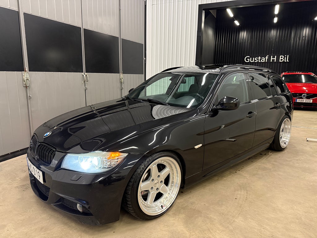 BMW 330d xDrive Touring Comfort, M Sport /Pano/Coilovers/logic 7