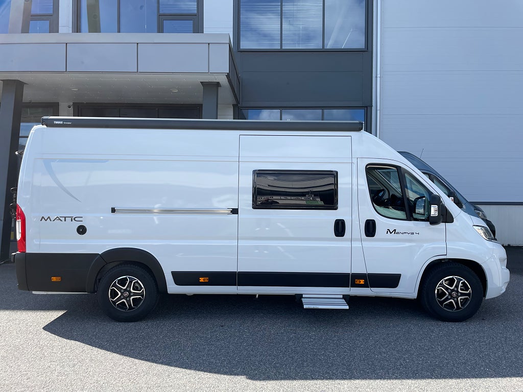 McLouis MENFYS 4 -VAN -Långbäddar  (390 Mil )- Fullutrustad -Vinter Pake