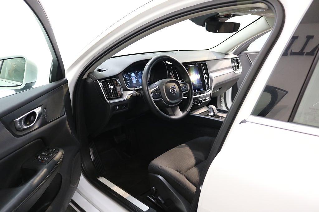 Volvo V60 2022 - miniatyr 7