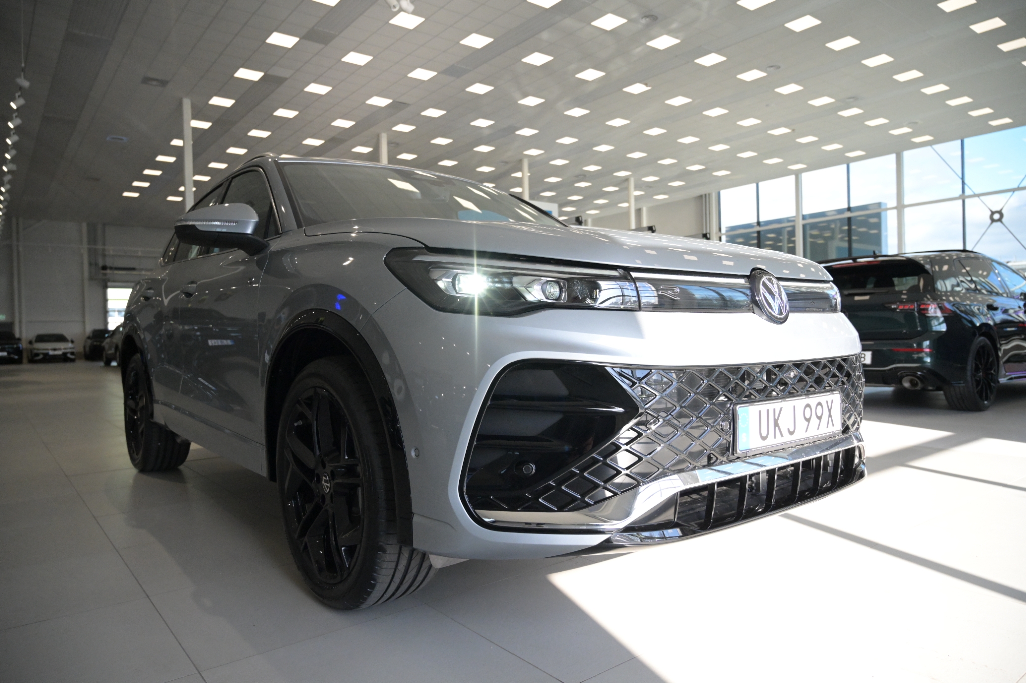 Volkswagen Tiguan eHybrid R-Line SWE 2026, bild 4/10