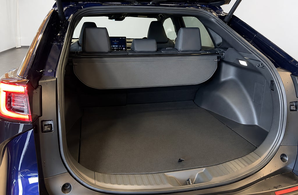 Subaru Solterra Limited | 74.7 kWh 343hk AWD